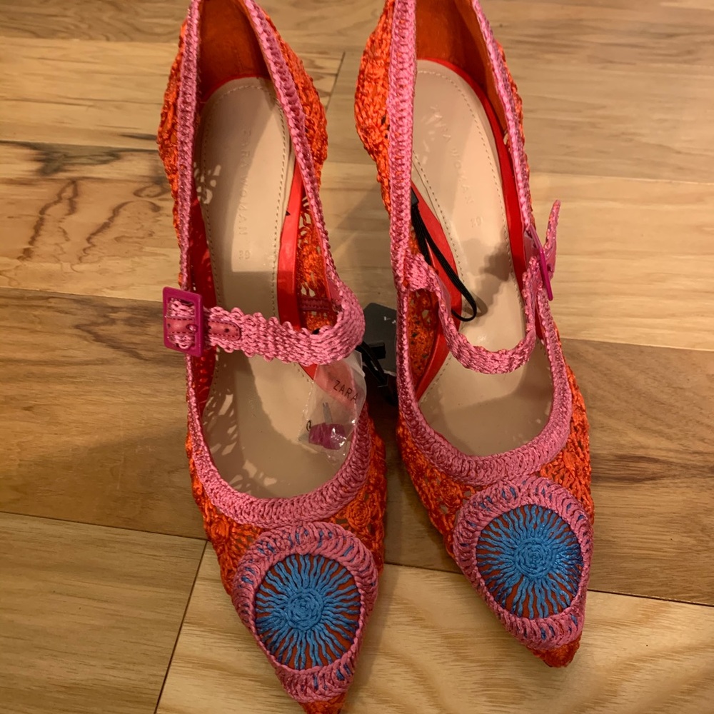 Zara crocheted pumps in bright red and pink 8 - Picture 3 of 6